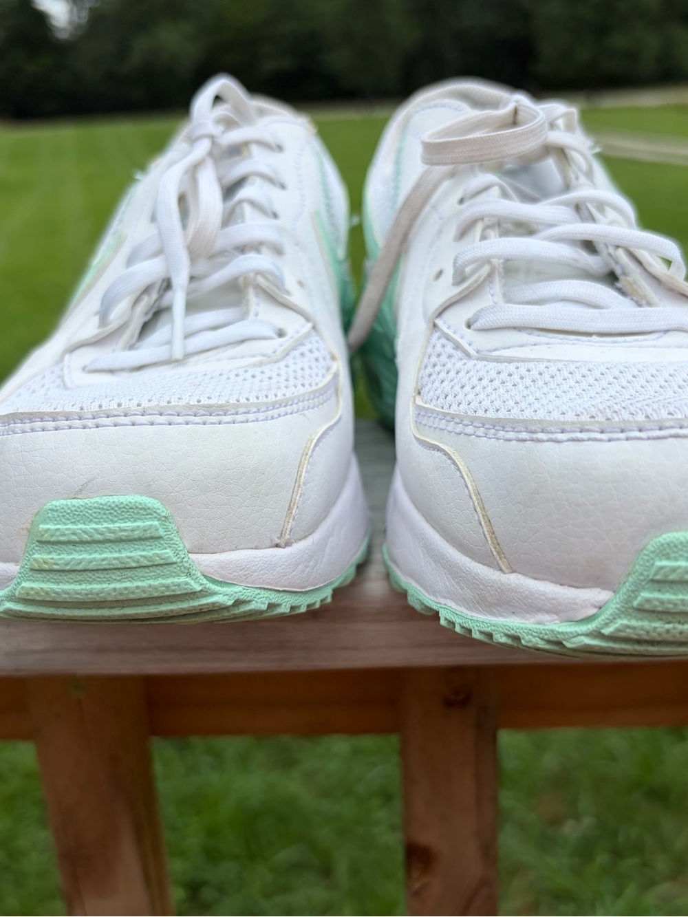 Nike Women’s Air Max Excee White Sneakers with Mint Accents size 9 FZ3769-100 - Picture 14 of 15